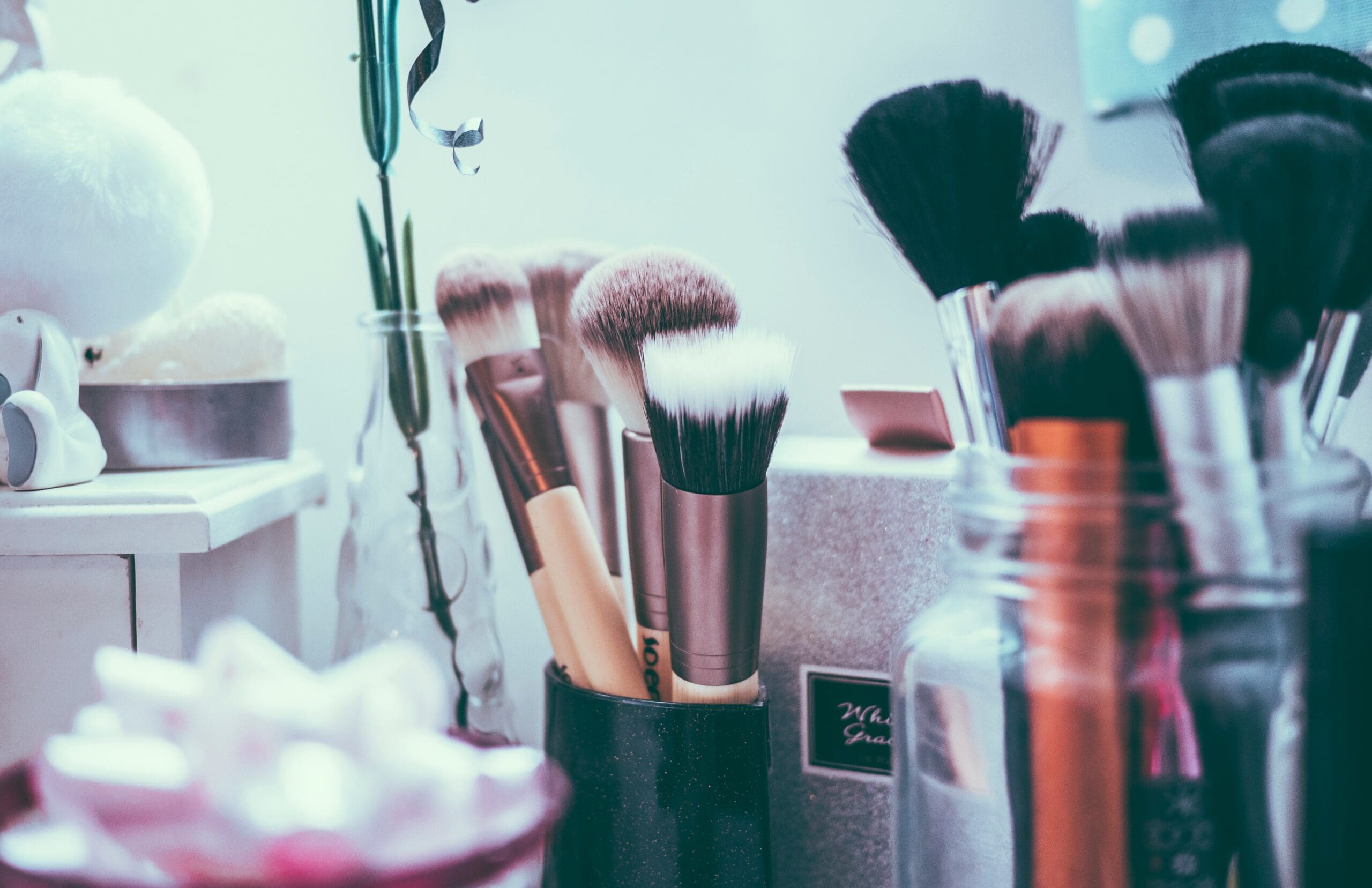 We have simplified decluttering your beauty down to 3 easy steps.